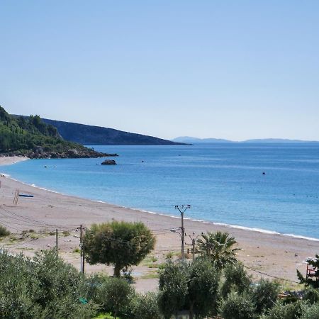 Himara Royal Hotel Экстерьер фото