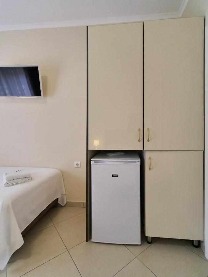 Himara Royal Hotel Экстерьер фото