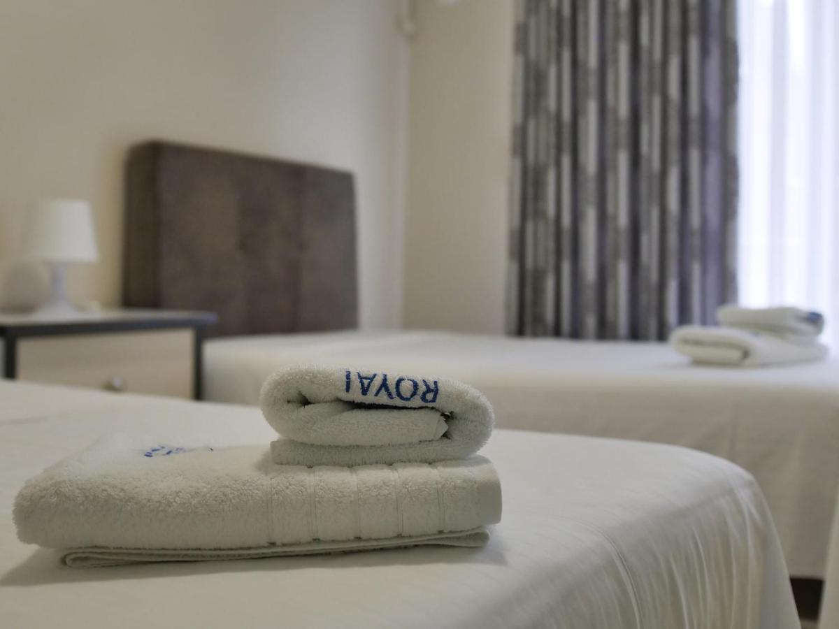 Himara Royal Hotel Экстерьер фото