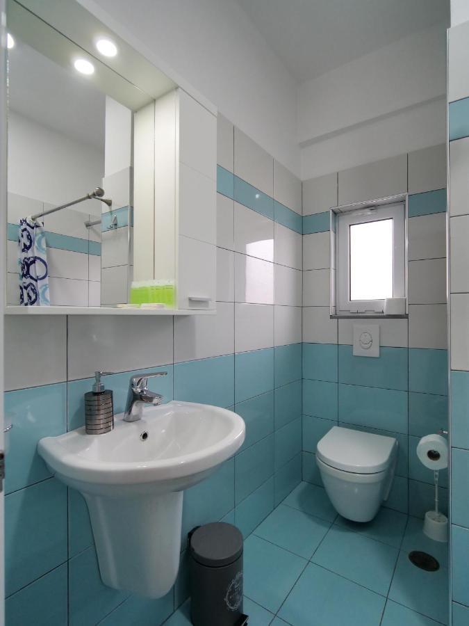 Himara Royal Hotel Экстерьер фото
