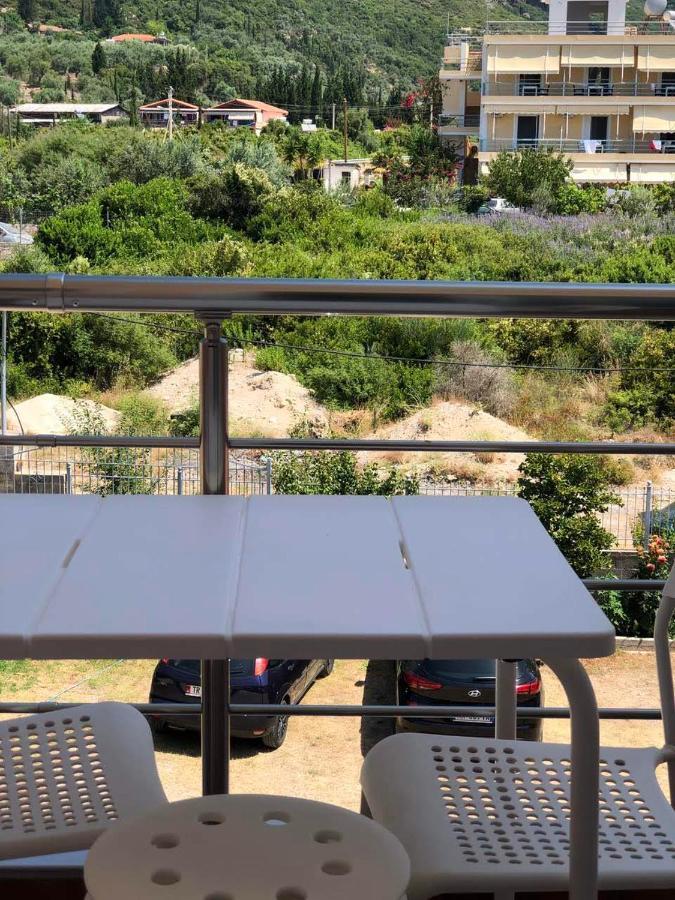 Himara Royal Hotel Экстерьер фото