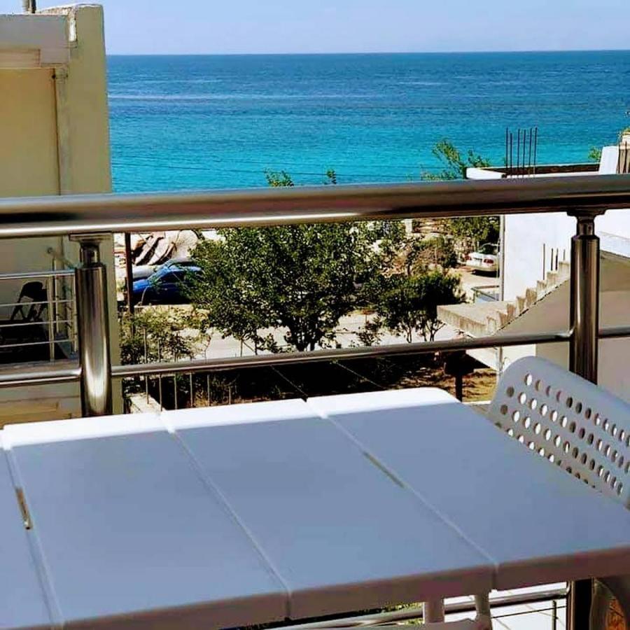 Himara Royal Hotel Экстерьер фото